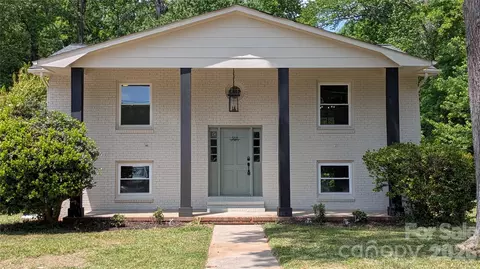 5701 Ilford St, Charlotte, NC 28215