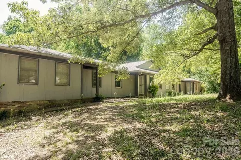 2472 Lake St, Lincolnton, NC 28092