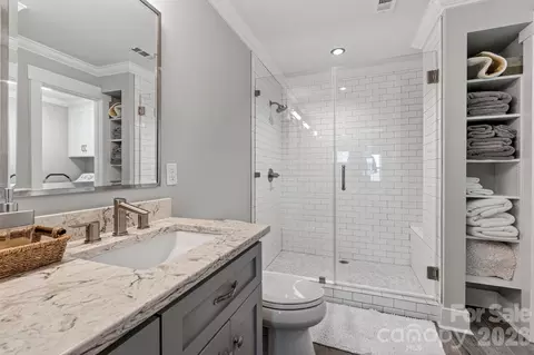 Bath - 605 Portside Dr, Davidson, NC 28036 photo 2 of 4