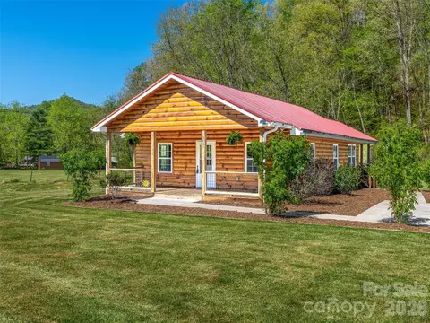 5881 Us 23 Hwy, Mars Hill, NC 28754