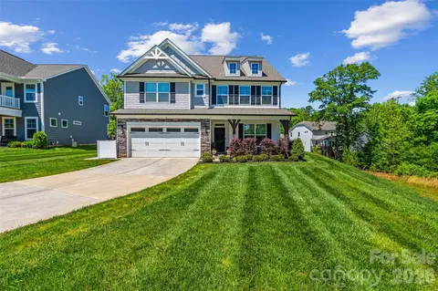 3007 Birch Creek Dr, Gastonia, NC 28054