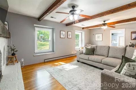 Living - 513 Mountainbrook Rd, Lancaster, SC 29720 photo 6 of 7