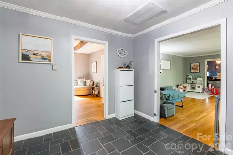 Entry Way - 513 Mountainbrook Rd, Lancaster, SC 29720 photo 2 of 3