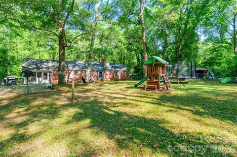 Exterior - 513 Mountainbrook Rd, Lancaster, SC 29720 photo 8 of 8