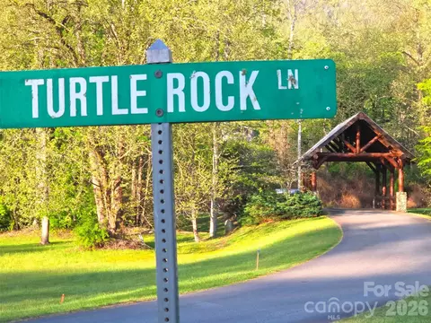50 Turtle Rock 6 Ln #6, Waynesville, NC 28785