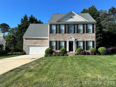 7934 Harbor Ridge Ct, Denver, NC 28037