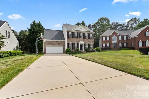 7934 Harbor Ridge Ct, Denver, NC 28037 photo 2