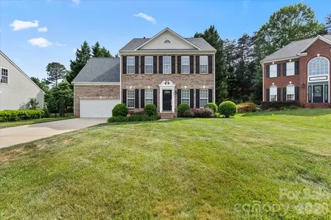 7934 Harbor Ridge Ct, Denver, NC 28037