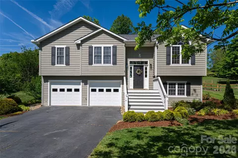 5 Mallory Meadows Ct, Arden, NC 28704