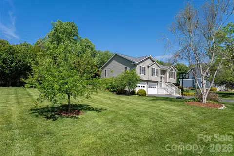 5 Mallory Meadows Ct, Arden, NC 28704