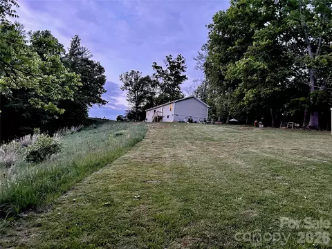 191 Posey Griffin Dr, Mars Hill, NC 28754