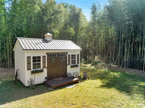 Exterior - 289 Carson St, Tryon, NC 28782 photo 9 of 10