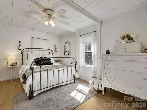 Bedroom - 289 Carson St, Tryon, NC 28782 photo 1 of 4