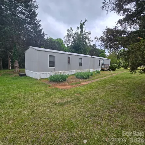 6067 Lake Wylie Road Cor, Lake Wylie, SC 29710