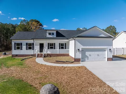 2047 Puetts Chapel Rd, Bessemer City, NC 28016