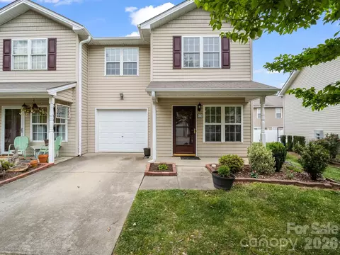 64 Lanceford Cir, Fletcher, NC 28732