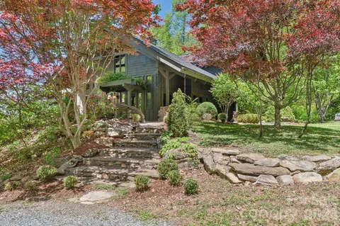 144 Pegg Rd, Barnardsville, NC 28709