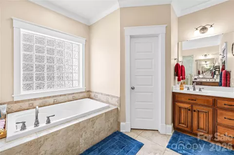 Bath - 3331 Keady Mill Loop, Kannapolis, NC 28081 photo 2 of 4