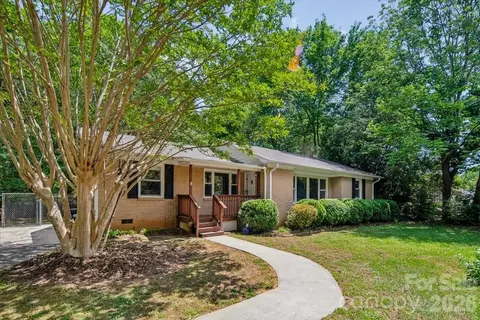 107 Fox Run Dr, Fort Mill, SC 29715
