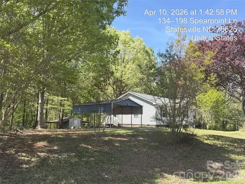 121 Spearpoint 13 Ln #13, Statesville, NC 28625