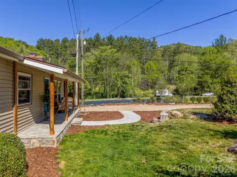 Exterior - 160 Canter Ln, Sylva, NC 28779 photo 6 of 14