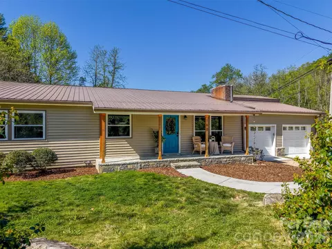 Exterior - 160 Canter Ln, Sylva, NC 28779 photo 4 of 14