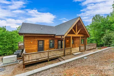 265 Grandview Peaks Dr, Nebo, NC 28761