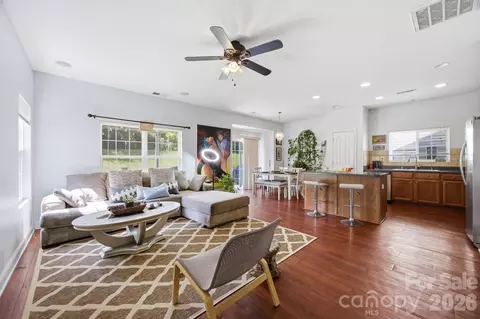 13508 Glasgow Green Ln, Charlotte, NC 28213