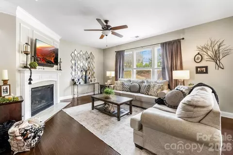 1007 Hamil Ridge Dr, Waxhaw, NC 28173
