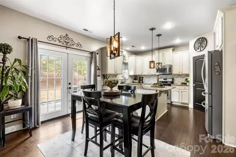 1007 Hamil Ridge Dr, Waxhaw, NC 28173