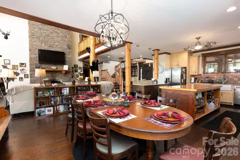 Dining - 716 Peppervine Cir, Brevard, NC 28712 photo 1 of 2
