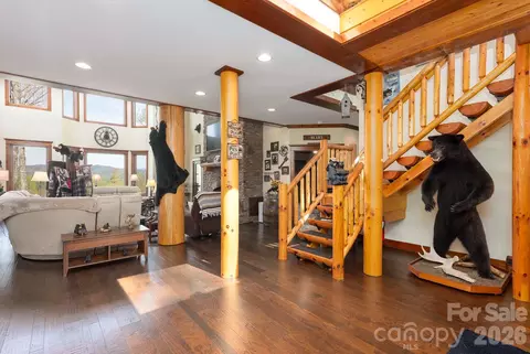 Entry Way - 716 Peppervine Cir, Brevard, NC 28712 photo 1 of 1