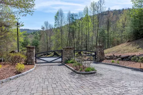 Other - 716 Peppervine Cir, Brevard, NC 28712 photo 9 of 10