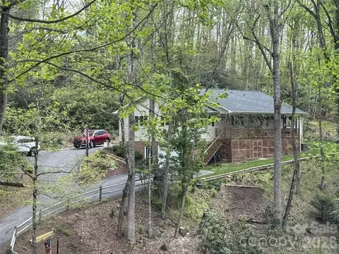 648 Cool Woods Dr, Boone, NC 28607