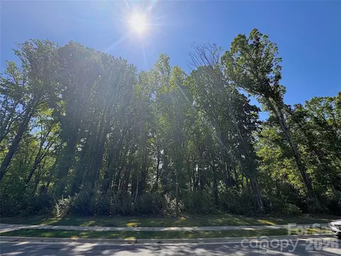 525 Holbrook St, Huntersville, NC 28078