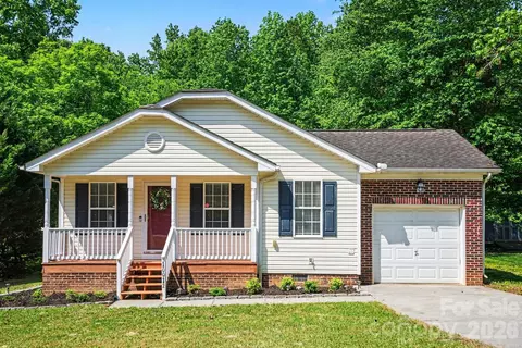 10012 Rockwood Rd, Charlotte, NC 28215