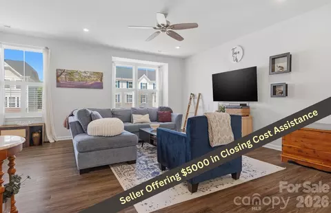 2527 Grantham Place Dr, Fort Mill, SC 29715
