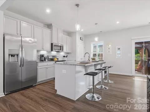 2527 Grantham Place Dr, Fort Mill, SC 29715