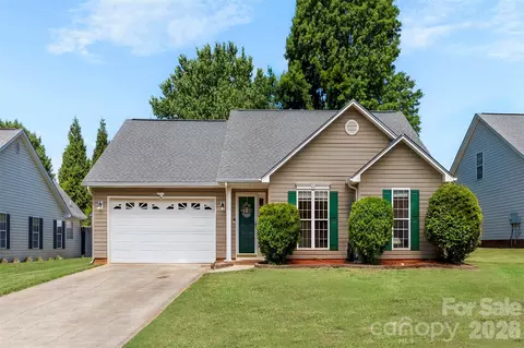 4321 Timberwood Dr, Gastonia, NC 28056