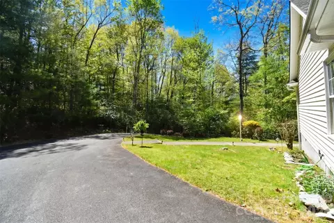 Exterior - 548 Thunder Rd, Brevard, NC 28712 photo 4 of 9