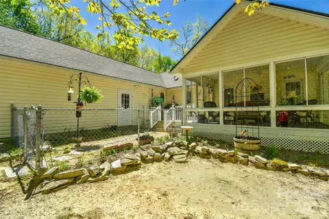 Exterior - 548 Thunder Rd, Brevard, NC 28712 photo 7 of 9