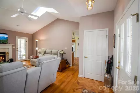 Other - 548 Thunder Rd, Brevard, NC 28712 photo 4 of 20