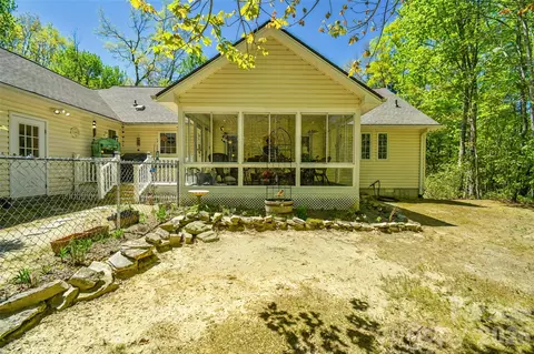 Exterior - 548 Thunder Rd, Brevard, NC 28712 photo 6 of 9