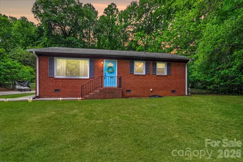 214 Brookwood Rd, Belmont, NC 28012