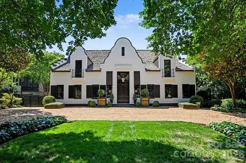 1516 Queens W Rd W, Charlotte, NC 28207