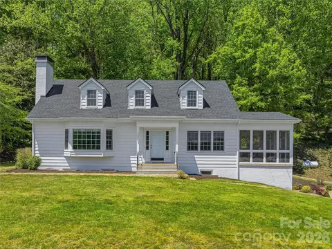 721 Golf Course Rd, Waynesville, NC 28786