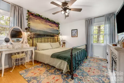 Bedroom - 37 Duck Dr, Mars Hill, NC 28754 photo 1 of 6