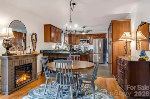 Dining - 37 Duck Dr, Mars Hill, NC 28754 photo 2 of 2