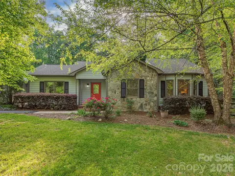 6911 Birdsong Ln, Waxhaw, NC 28173