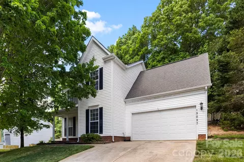 15027 Ashlight Dr, Charlotte, NC 28278